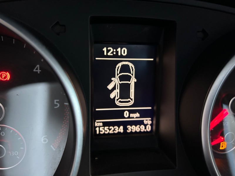 
								Volkswagen Golf completo									