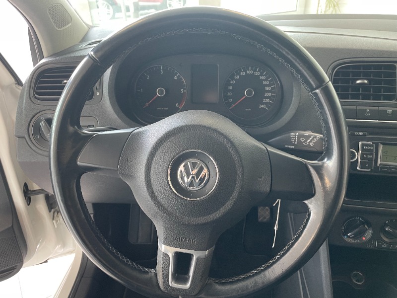 
								Volkswagen Polo completo									