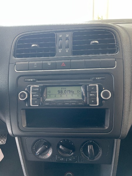 
								Volkswagen Polo completo									