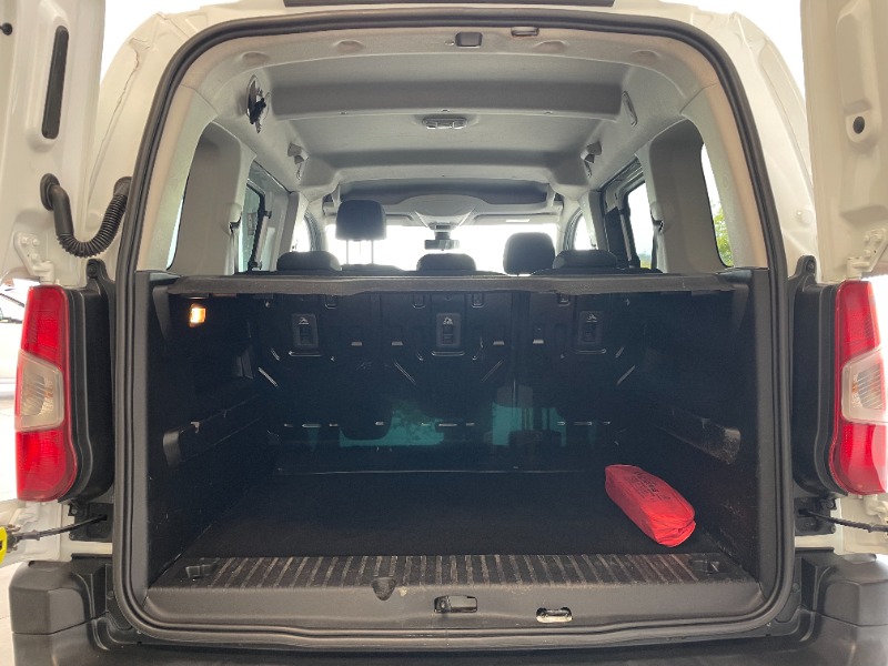 
								Citroen Berlingo completo									